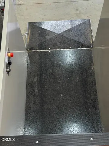 1099 garage lift