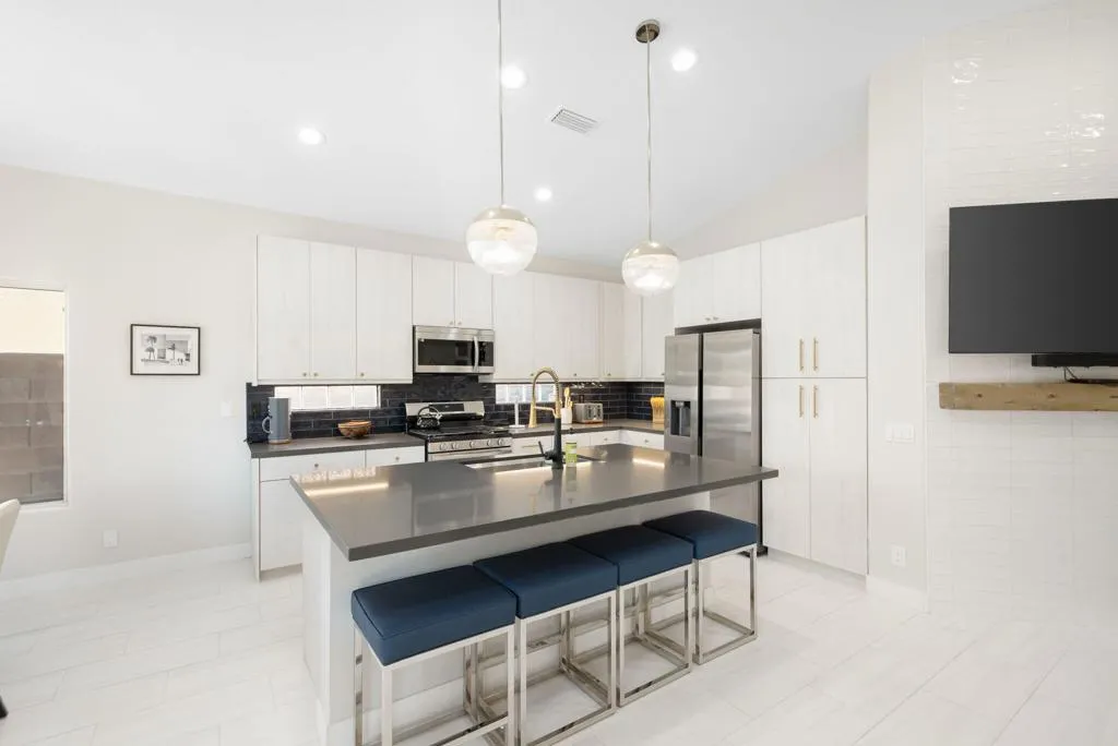 18-web-or-mls-AHCrosswater_2022_018