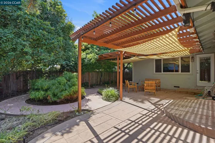1746 Agadir Ct, Concord, California 94518