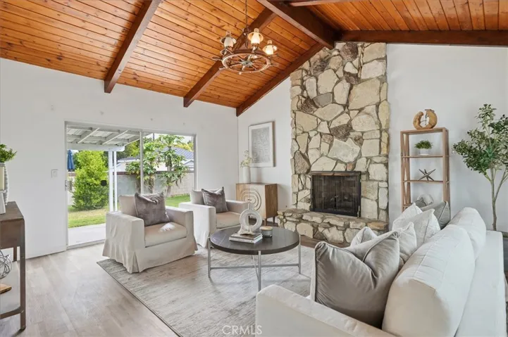 Oversized family room with stunning vaulted ceilings