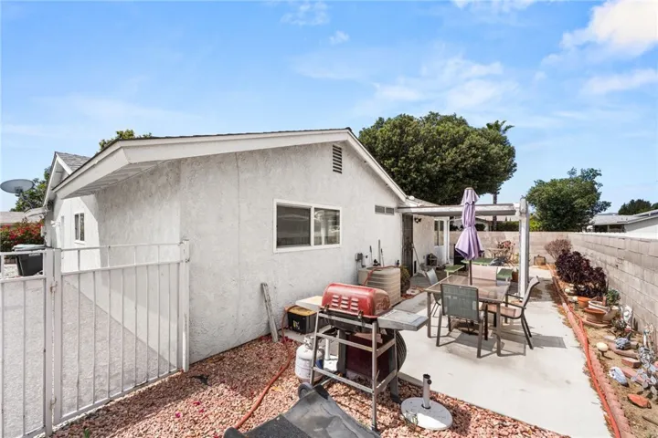 2219 El Toro, Hemet, California 92545