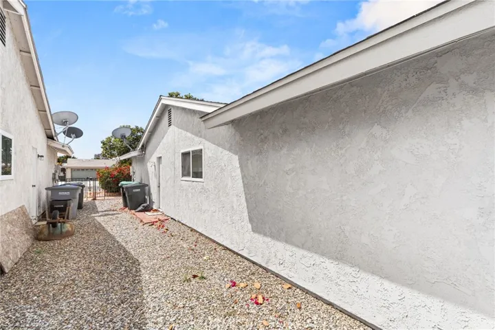 2219 El Toro, Hemet, California 92545