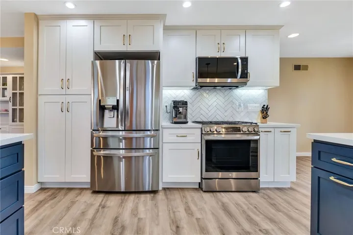 5802 Snowden, Lakewood, California 90713