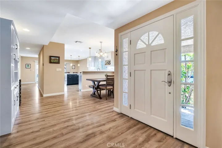 5802 Snowden, Lakewood, California 90713