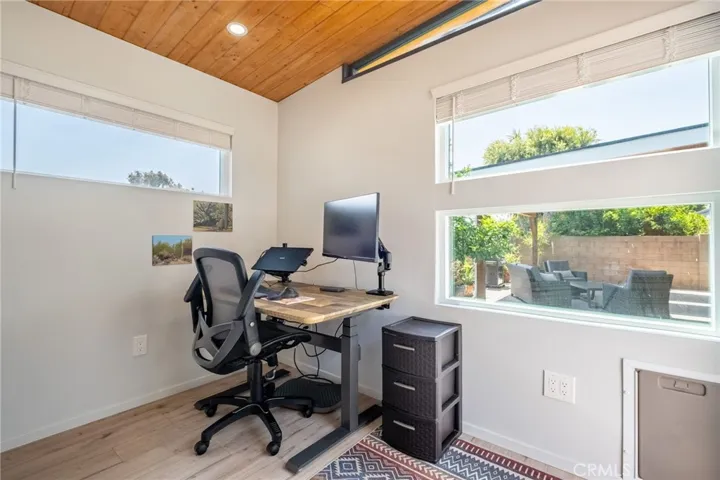 5802 Snowden, Lakewood, California 90713