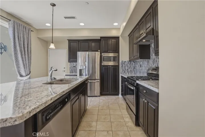 20292 Paseo Almendra, Porter Ranch, California 91326