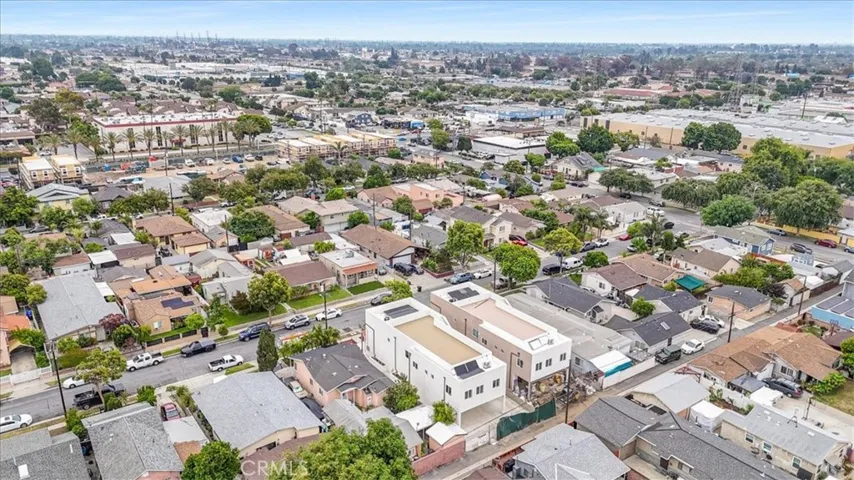 16619 Lake Avenue, Paramount, California 90723