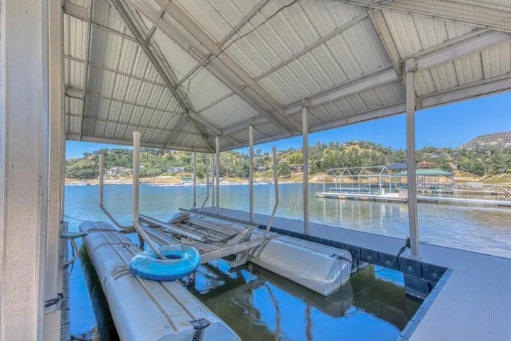 8213 Bass Point, Bradley, California 93426