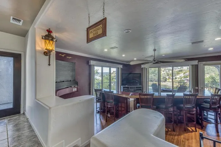 8213 Bass Point, Bradley, California 93426