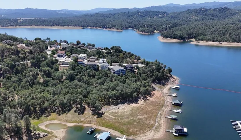 8213 Bass Point, Bradley, California 93426