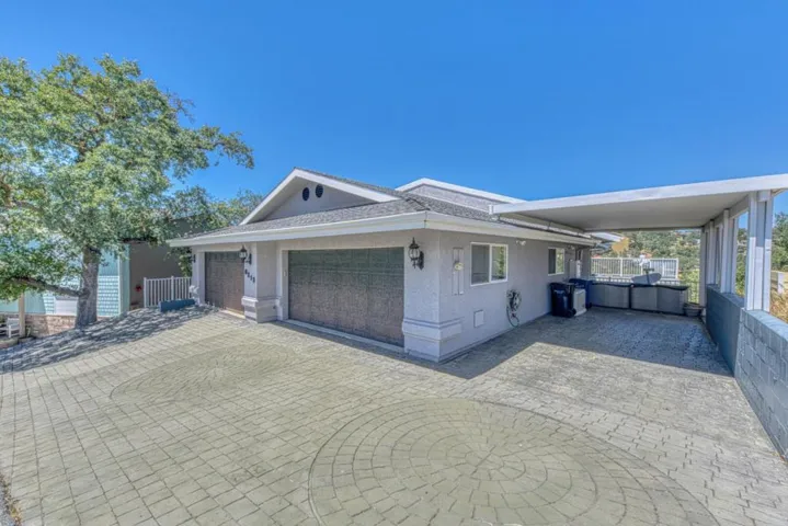 8213 Bass Point, Bradley, California 93426