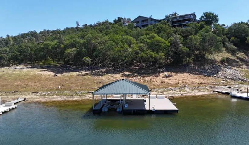 8213 Bass Point, Bradley, California 93426