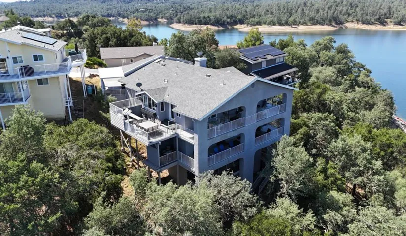 8213 Bass Point, Bradley, California 93426
