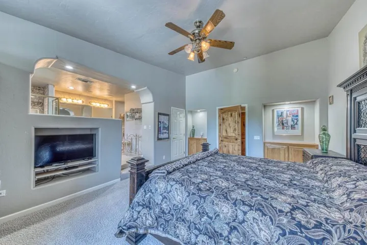 8213 Bass Point, Bradley, California 93426