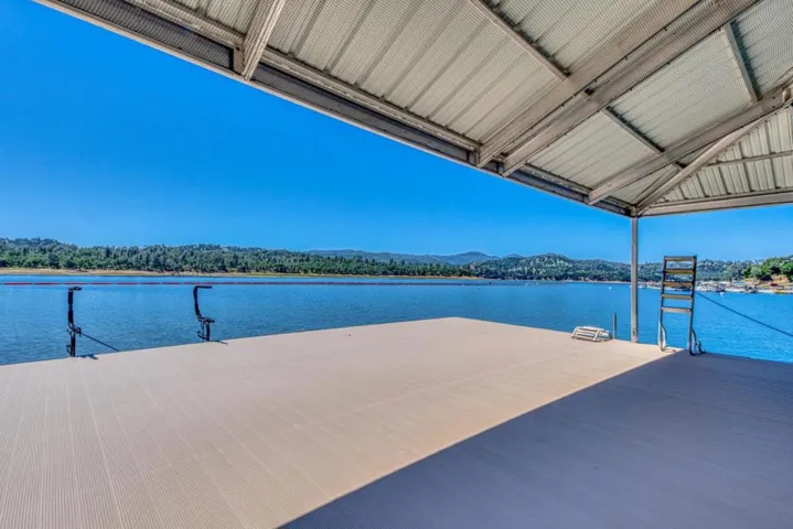 8213 Bass Point, Bradley, California 93426