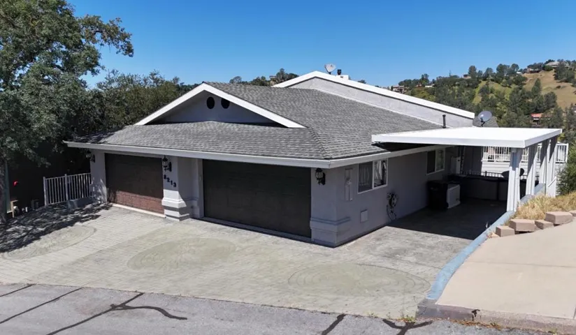 8213 Bass Point, Bradley, California 93426