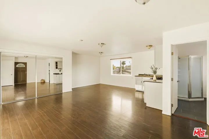 1026 S Windsor Boulevard, Los Angeles, California 90019