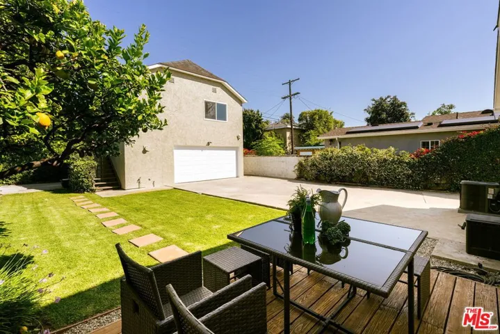 1026 S Windsor Boulevard, Los Angeles, California 90019