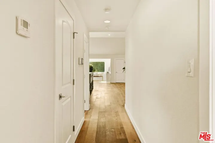 1026 S Windsor Boulevard, Los Angeles, California 90019