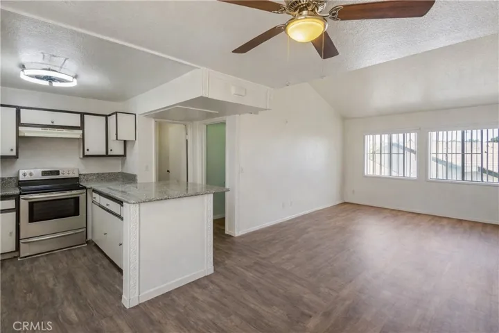 15000 Downey 337, Paramount, California 90723