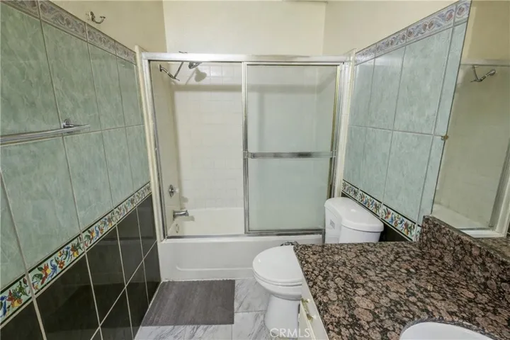 15000 Downey 337, Paramount, California 90723