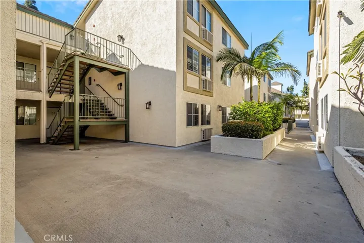 15000 Downey 337, Paramount, California 90723