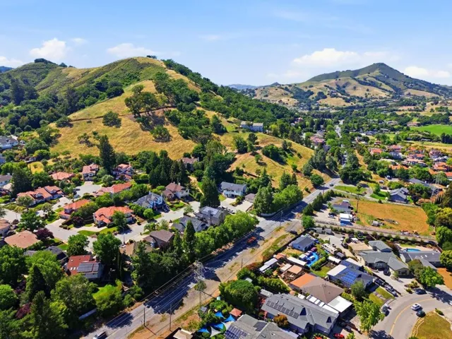 1035 Appian Way, Morgan Hill, California 95037