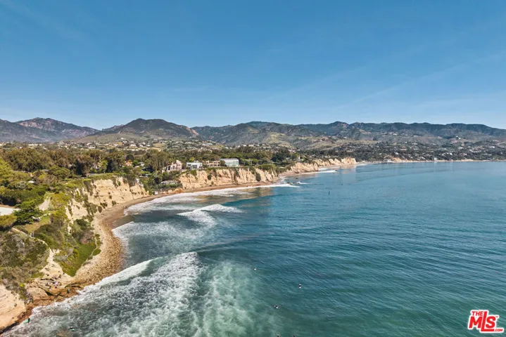 6644 Wildlife Road, Malibu, California 90265