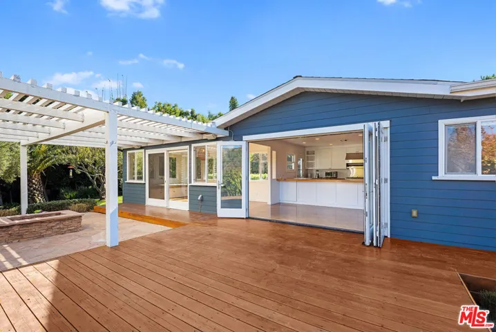 6644 Wildlife Road, Malibu, California 90265