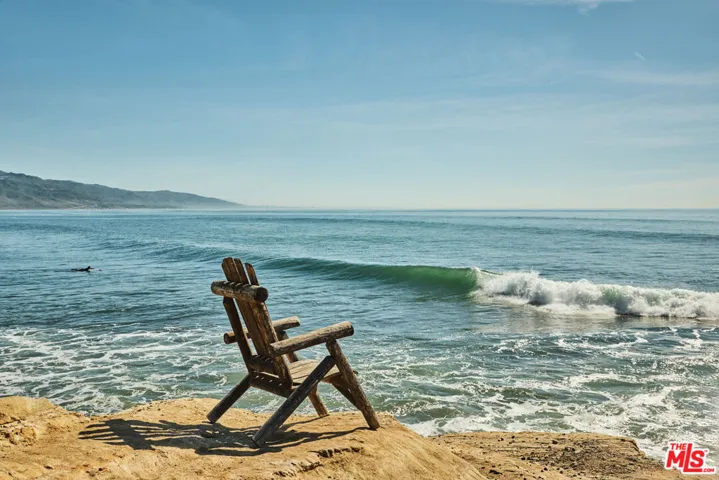 6644 Wildlife Road, Malibu, California 90265