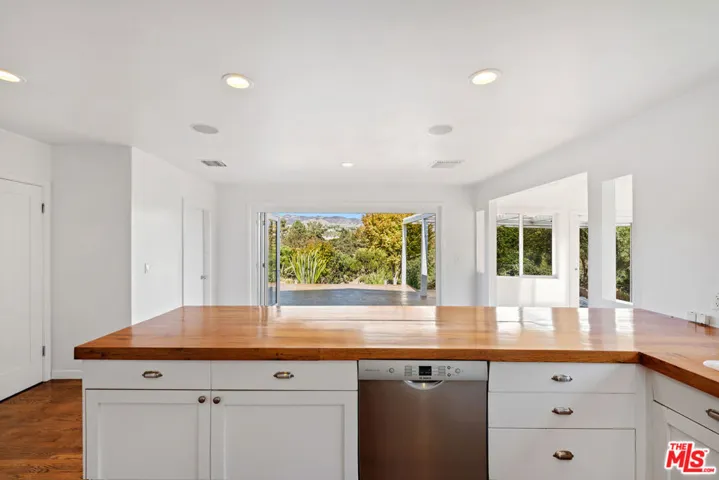 6644 Wildlife Road, Malibu, California 90265