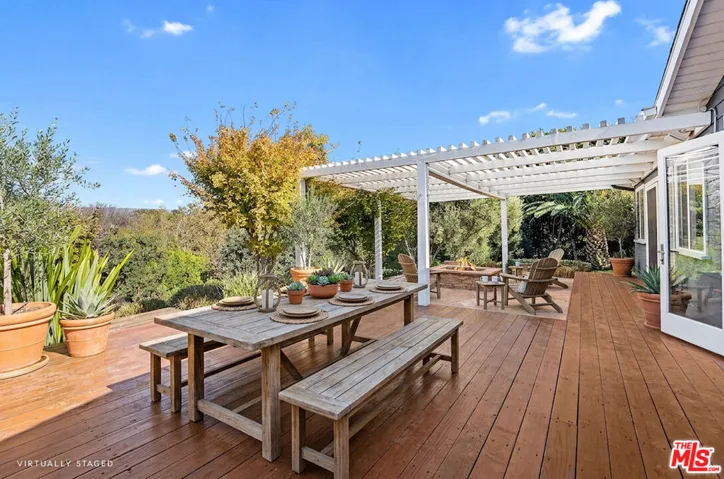 6644 Wildlife Road, Malibu, California 90265