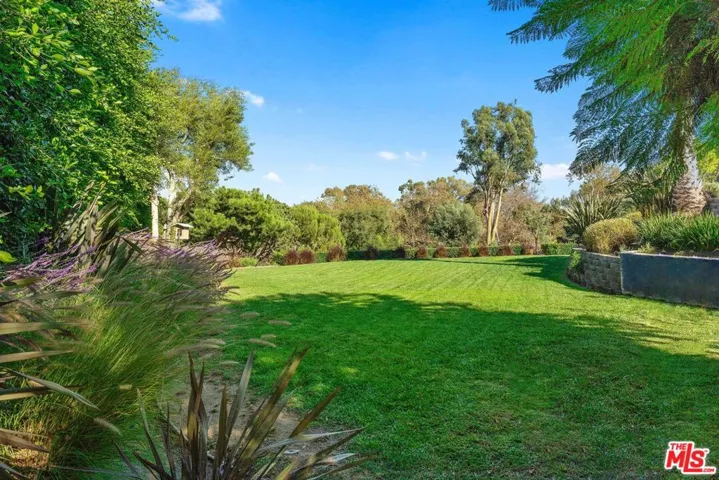 6644 Wildlife Road, Malibu, California 90265