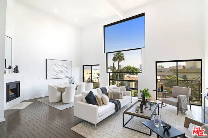 1059 S Shenandoah Street 304, Los Angeles, California 90035