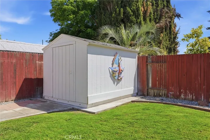 6105 Kettlerock Mountain Court, Bakersfield, California 93313