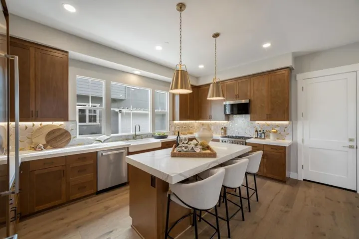 4909 Vivi Place, San Jose, California 95124