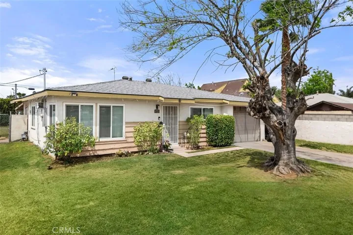 9721 Indiana Avenue, Riverside, California 92503