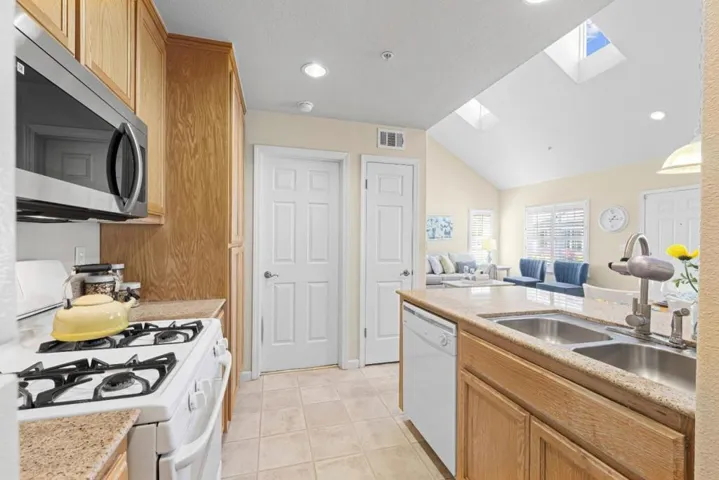 1540 Rosette Way, Gilroy, California 95020
