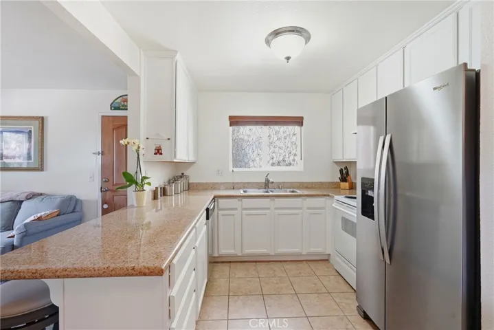 Kitchen 3