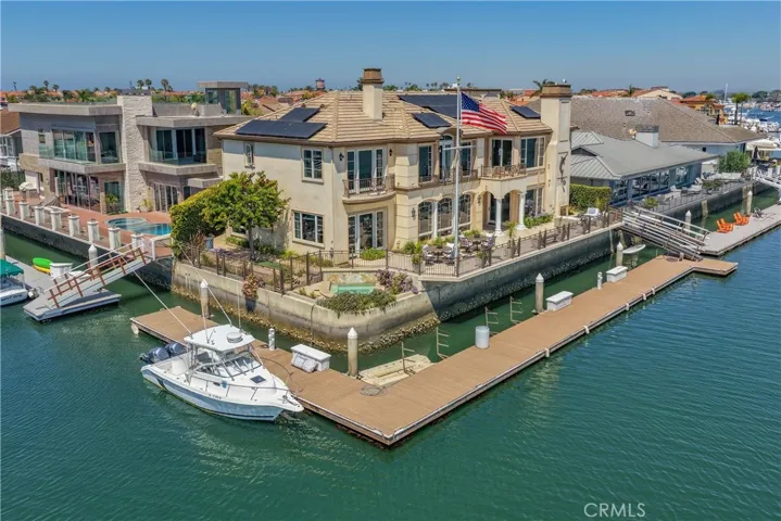 3352 Bounty, Huntington Beach, California 92649