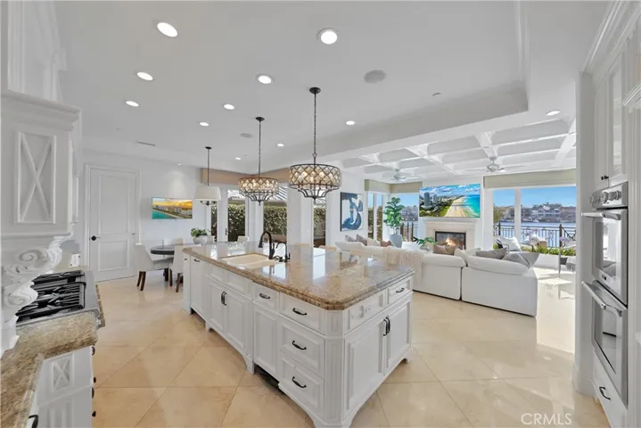 3352 Bounty, Huntington Beach, California 92649