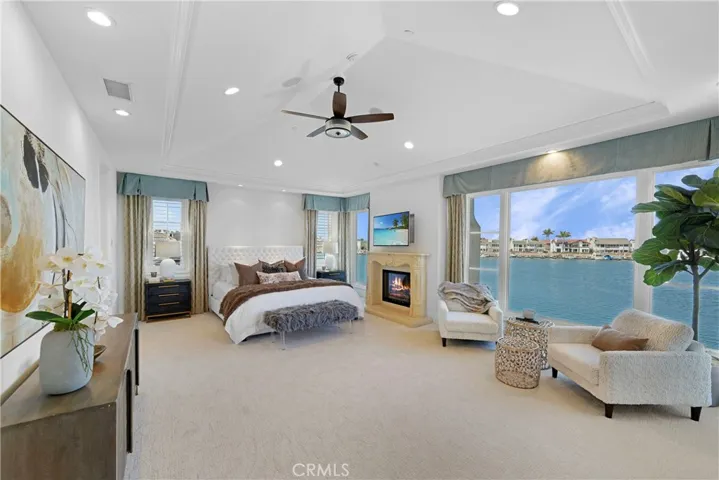 3352 Bounty, Huntington Beach, California 92649