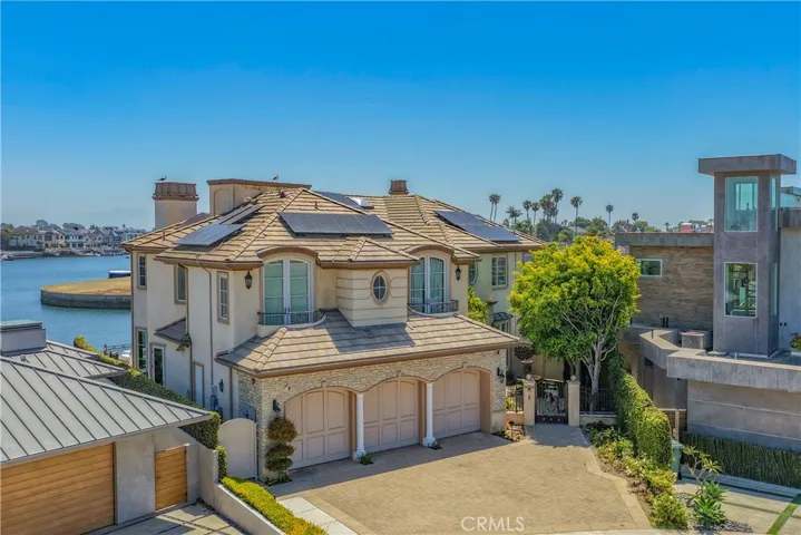 3352 Bounty, Huntington Beach, California 92649