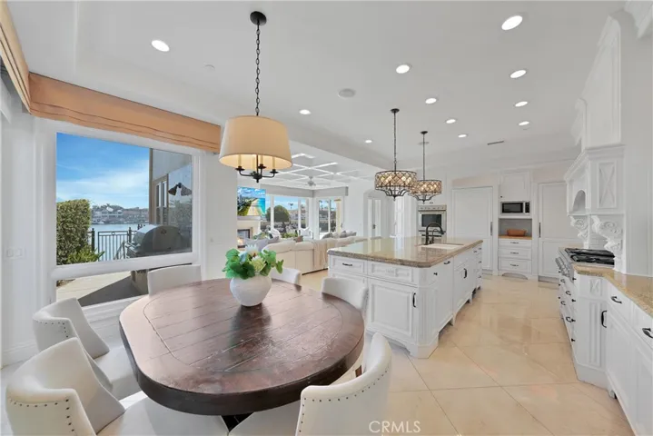 3352 Bounty, Huntington Beach, California 92649