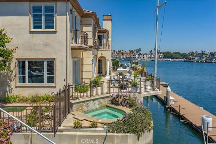 3352 Bounty, Huntington Beach, California 92649