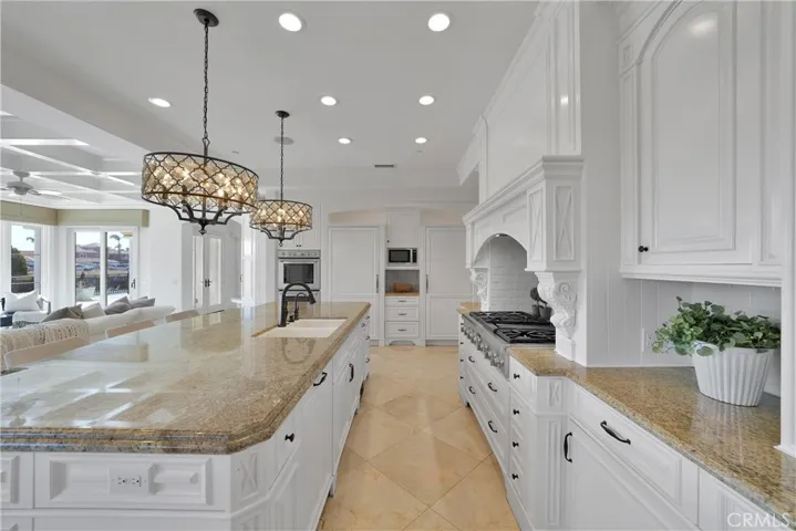 3352 Bounty, Huntington Beach, California 92649