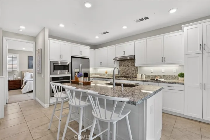 20506 Galloway Drive, Saugus, California 91350