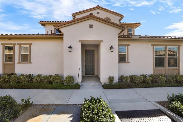20506 Galloway Drive, Saugus, California 91350