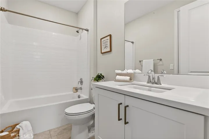 20506 Galloway Drive, Saugus, California 91350