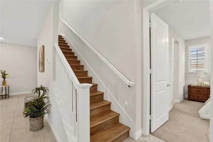 20506 Galloway Drive, Saugus, California 91350